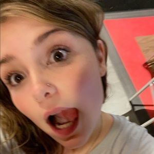 Meet your Posher, Shawna